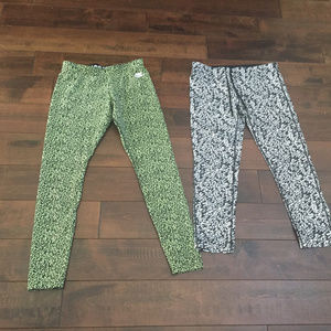 Two NIKE Athletic Leggings  Cropped Size M